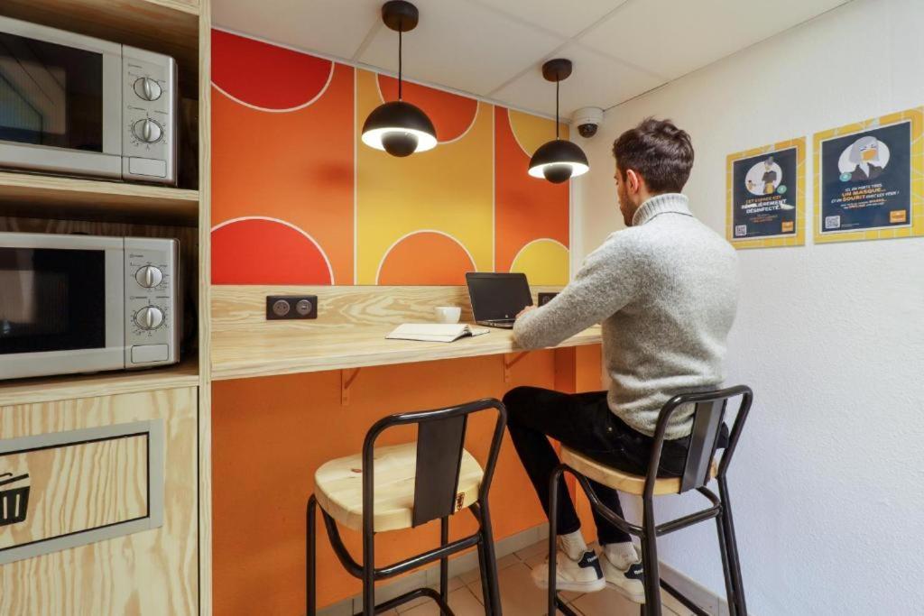 Eiffel Citea Access Dayroom Espace Paris Sans Nuitee Et Chambre Partagee Chatillon Nuitee -- Repos Journee Ou Espace Travail 8-19H Proche Tour Eiffel Ou Usage Bureau A L'Heure En Journee -- Nuitee Chatillon Avenue 巴黎 外观 照片