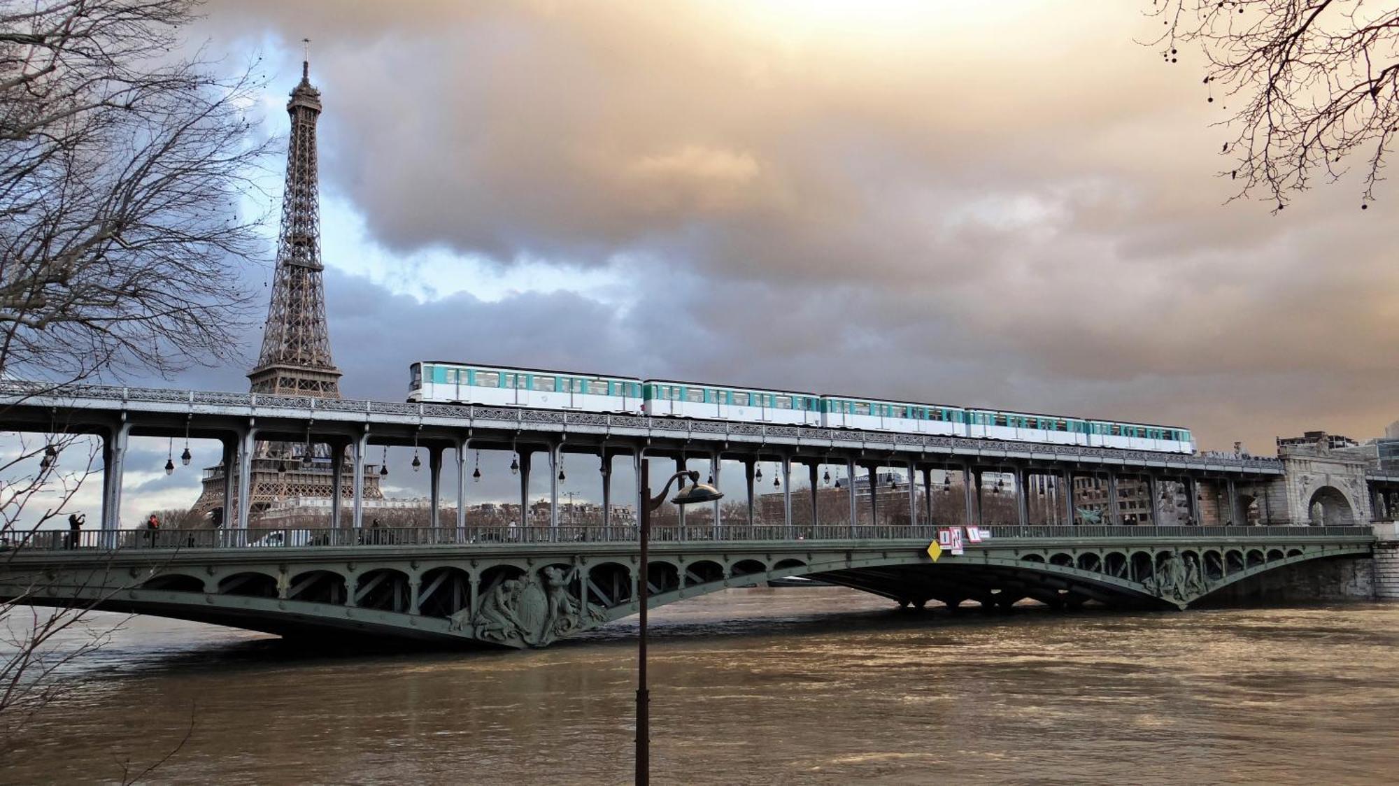 Eiffel Citea Access Dayroom Espace Paris Sans Nuitee Et Chambre Partagee Chatillon Nuitee -- Repos Journee Ou Espace Travail 8-19H Proche Tour Eiffel Ou Usage Bureau A L'Heure En Journee -- Nuitee Chatillon Avenue 巴黎 外观 照片